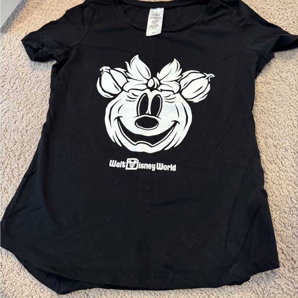 Disney Halloween tee size xs women’s 
Black and white